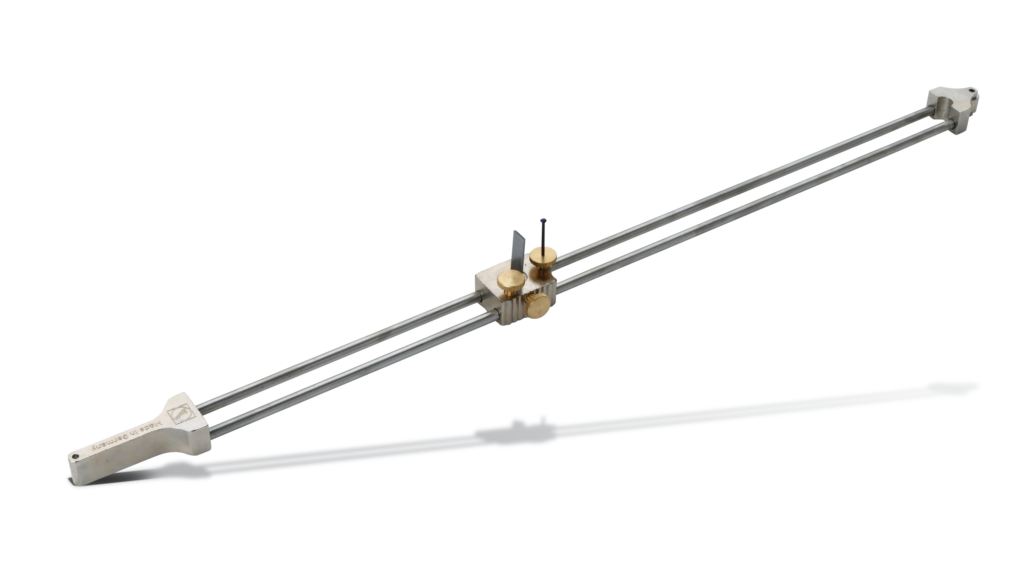 Kombinierter Bodenbelaganreißer und -schneider Pajarito